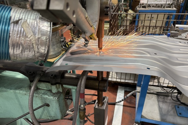 溶接加工